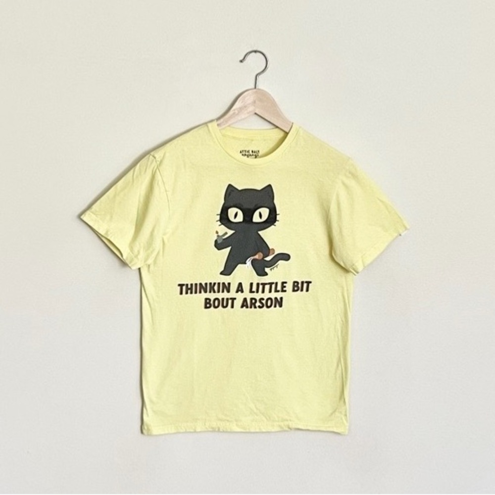 Attic Salt Goyangii “Arson Cat” Cartoon Graphic Yellow T Shirt Women’s Small